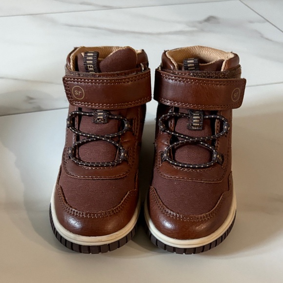 Stride Rite Brown Kids Boots with Velcro - Picture 1 of 5